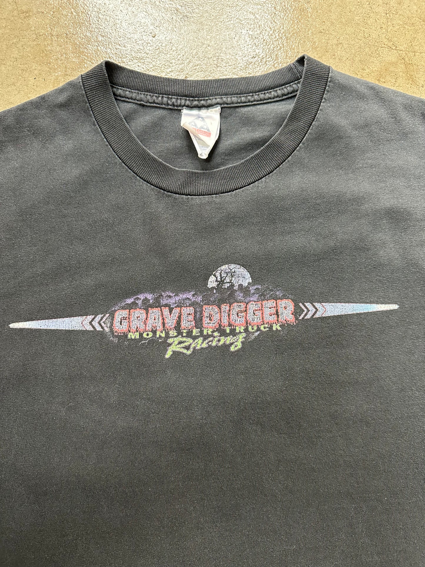 2000’S GRAVE DIGGER TEE(XL)