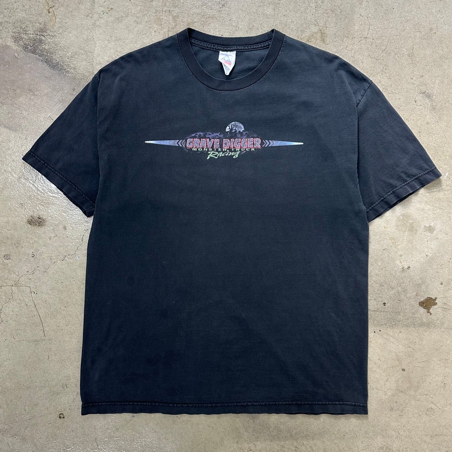 2000’S GRAVE DIGGER TEE(XL)