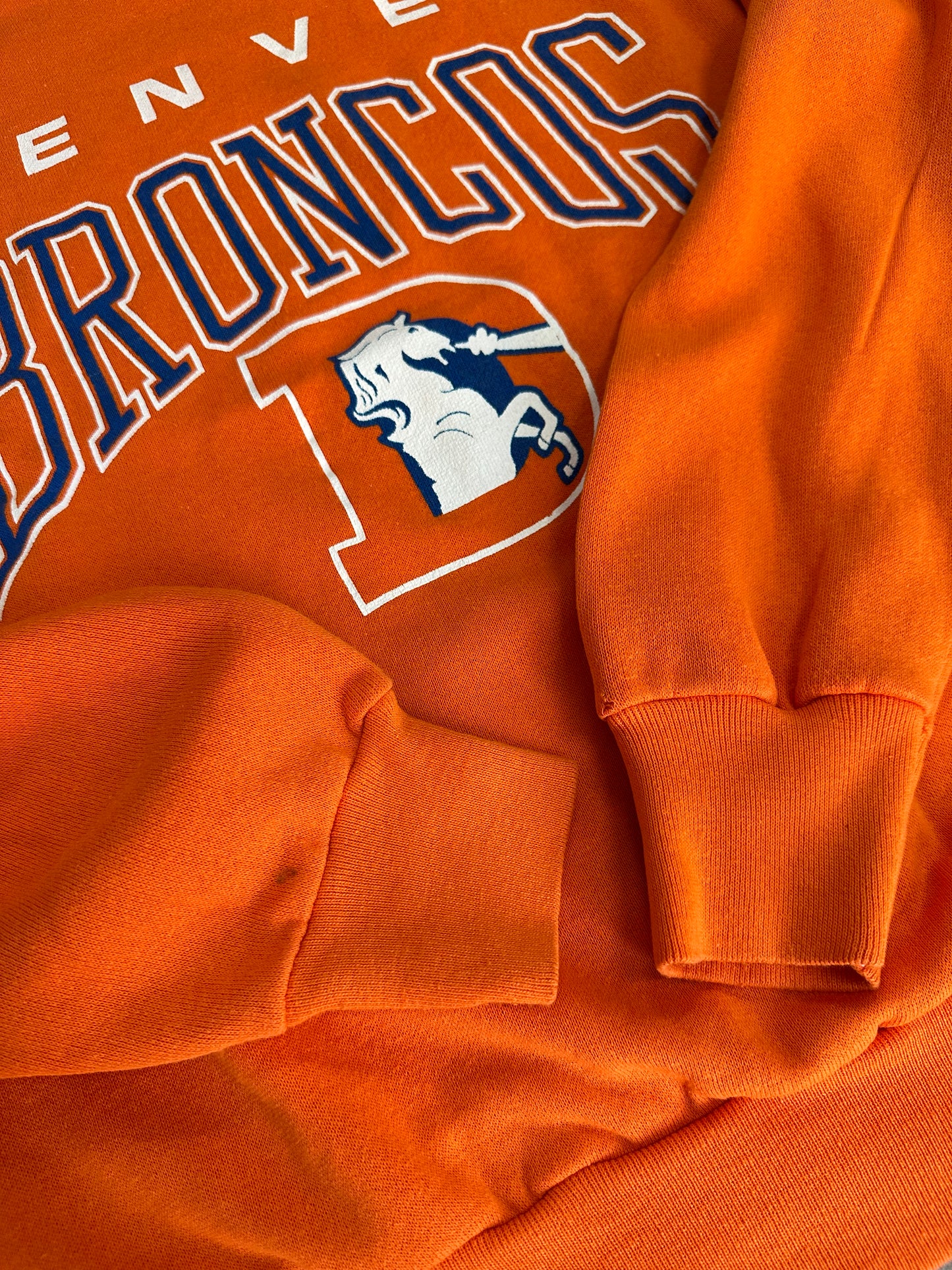 1980’S DENVER BRONCOS CREWNECK(L)