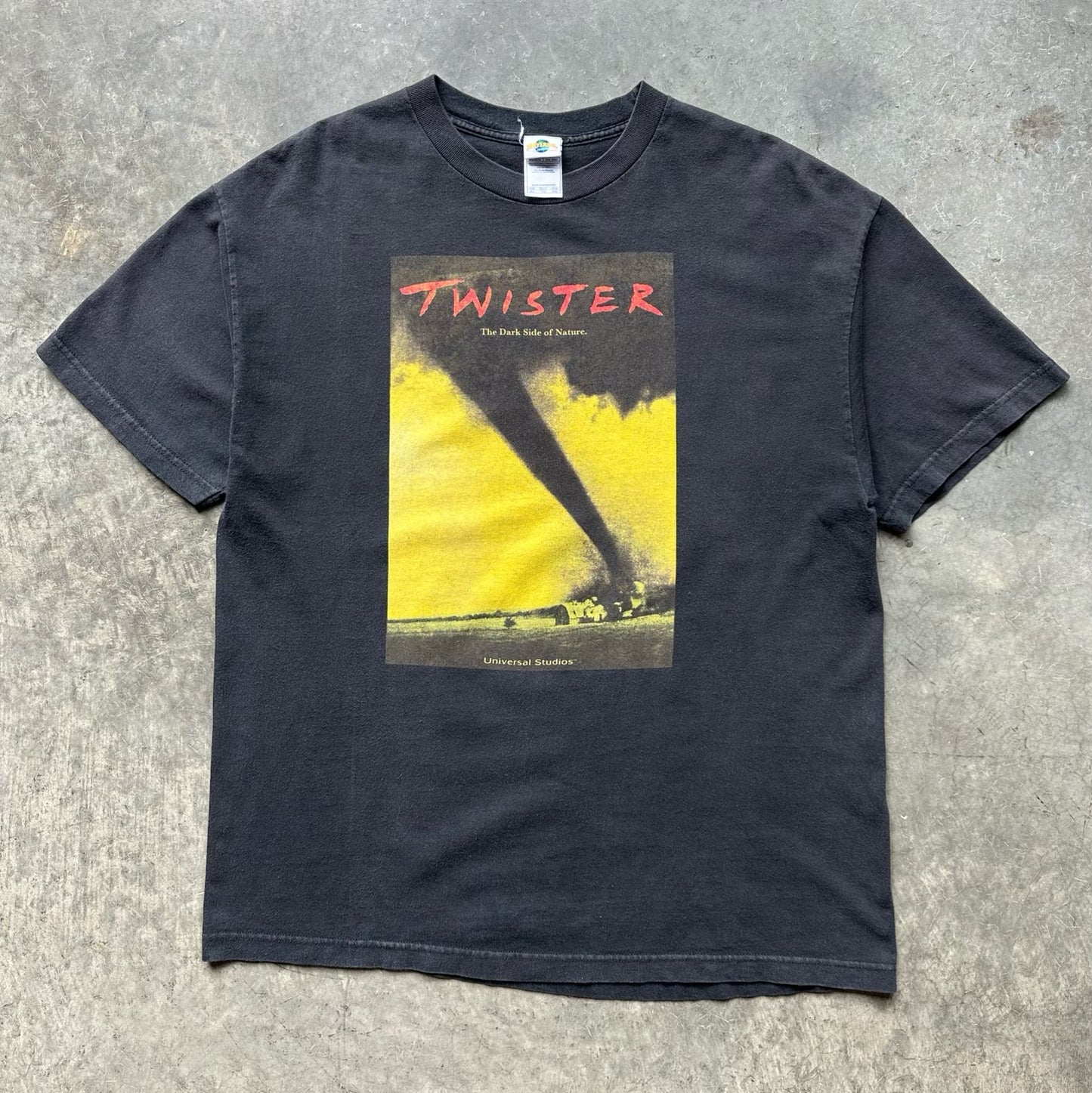 2000’S TWISTER MOVIE TEE(XL)