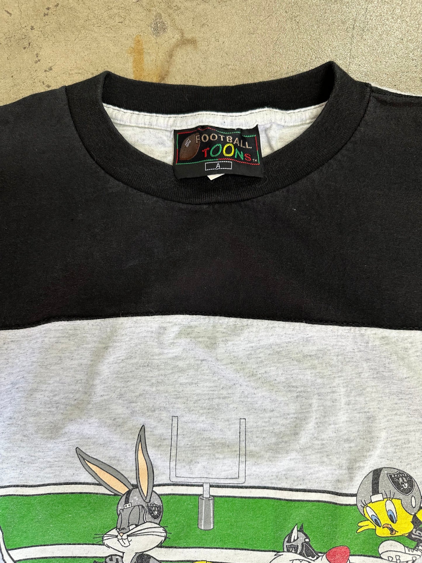 1993 LOONEY TUNES OAKLAND RAIDERS TEE(L)