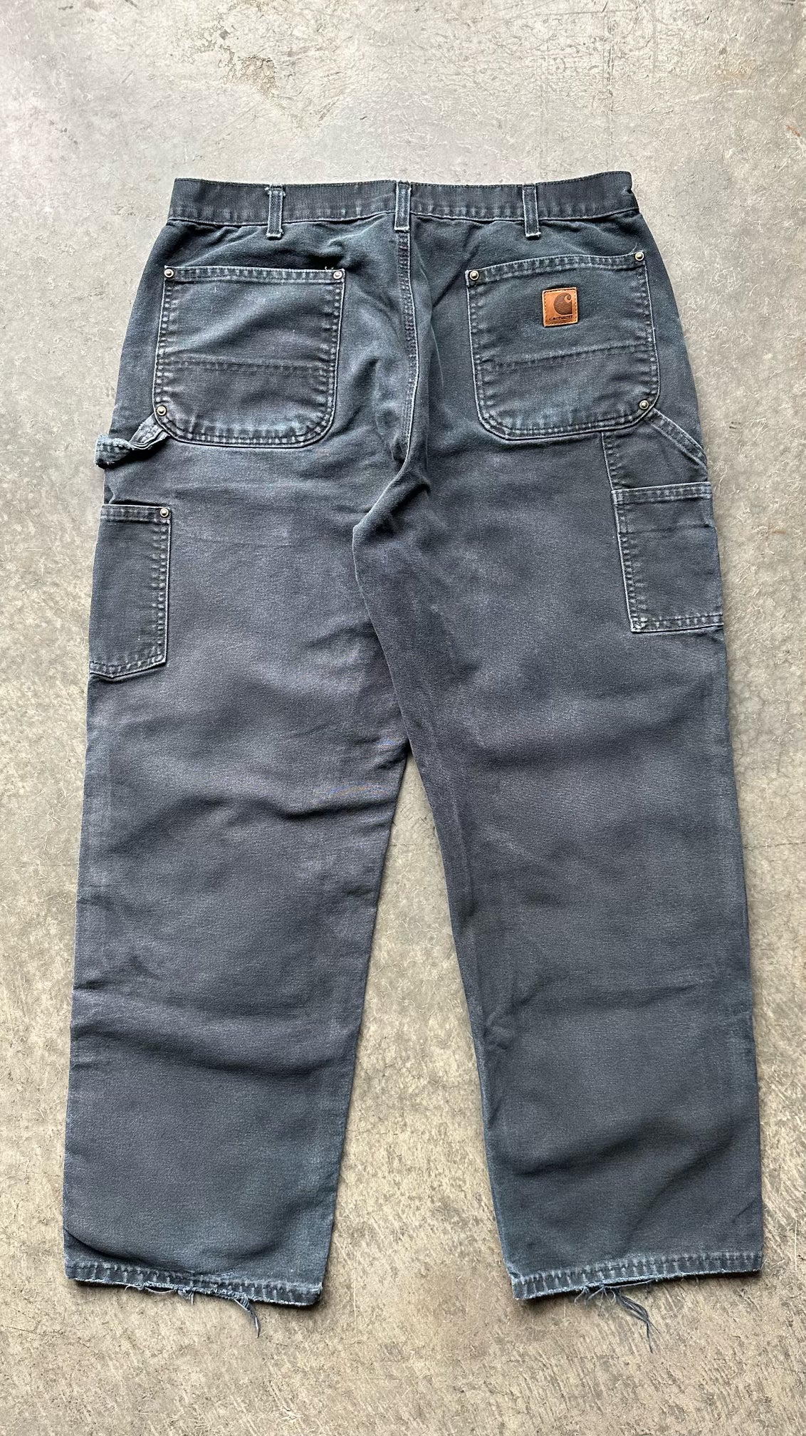 FADED BLACK CARHARTT DOUBLE KNEES