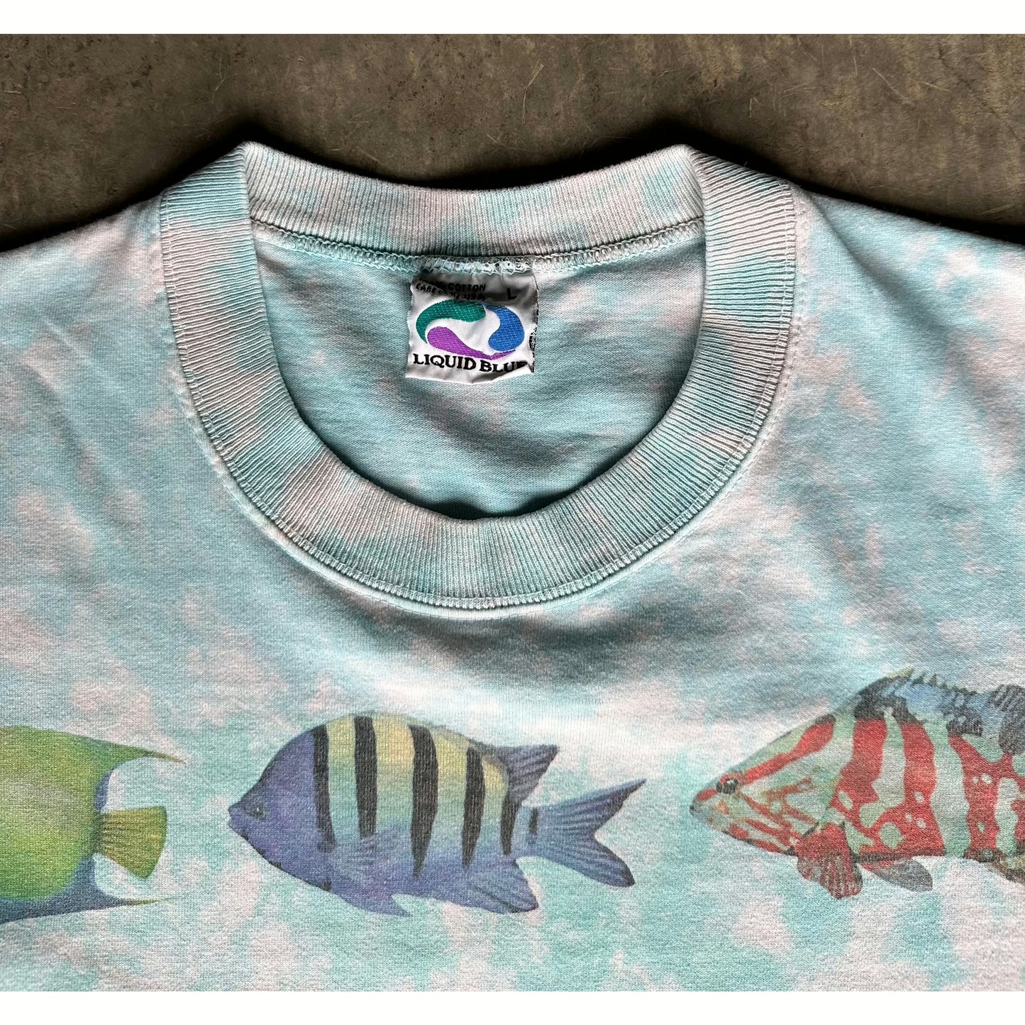 1996 LIQUID BLUE FISH TEE(L)