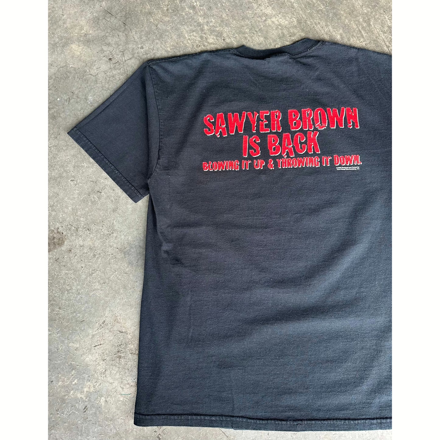 2005 SAWYER BROWN TEE(L)