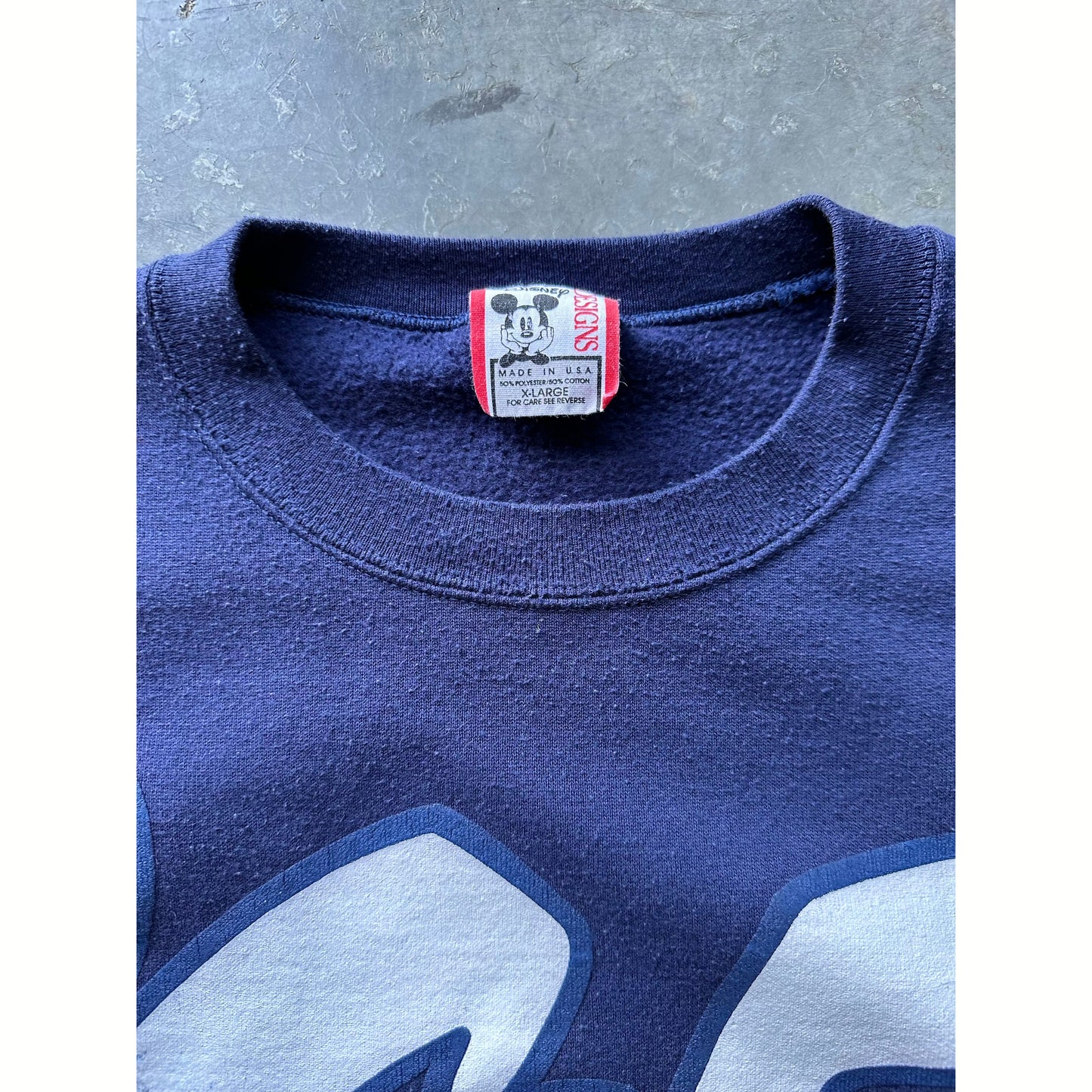 1995 MICKEY DISNEYLAND CREWNECK(XL)